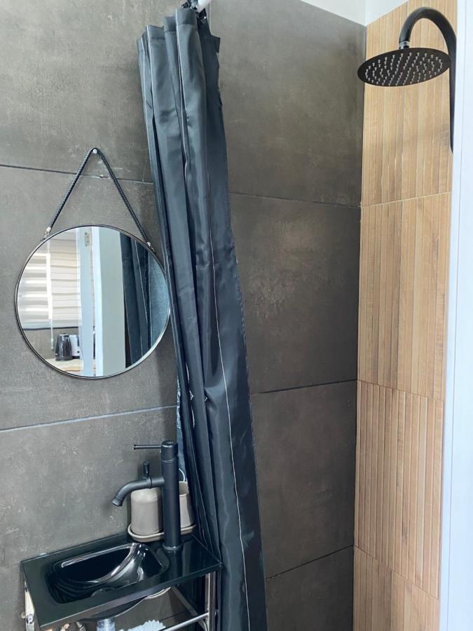 Rousso'S House Apartment เอลัต ภายนอก รูปภาพ